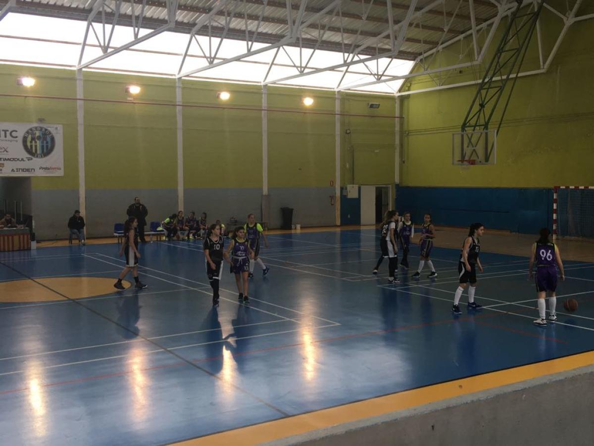 CB TEIXERETA LILA 63 – 56 INFANTIL FEMENINO NEGRO