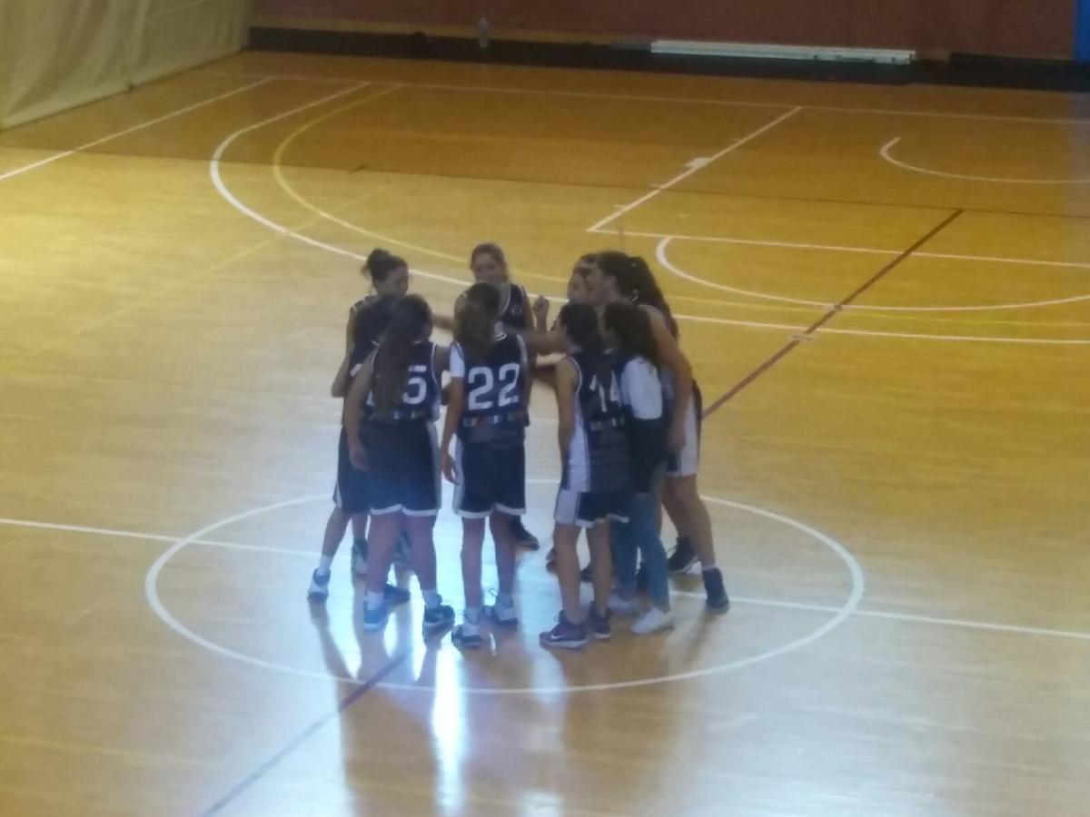 INFANTIL FEMENINO NEGRO 59 – 52 EEM PEDREGUER