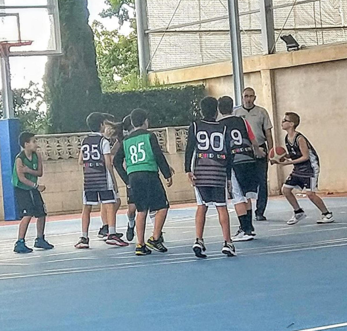 C.B. EL VERGER 16-57 ALEVÍN BLANCO