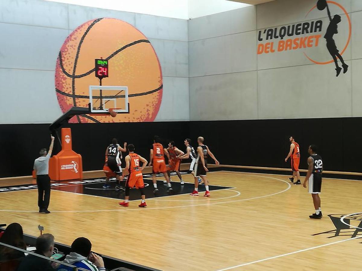 VALENCIA BASKET 86 - 71 SERVIGROUP C.B. BENIDORM