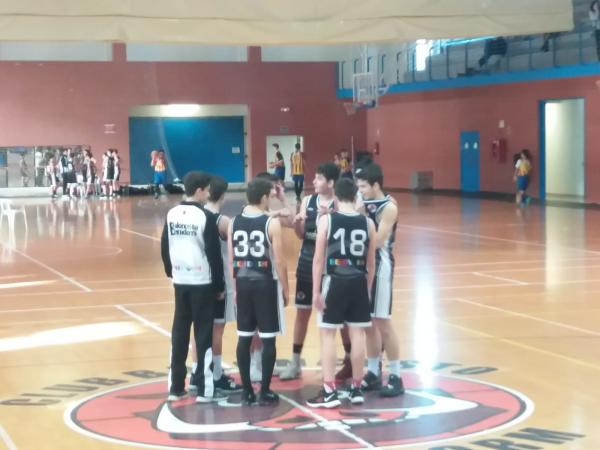 MEDMARKET CADETE MASCULINO NEGRO 76-44 DENIA BC 