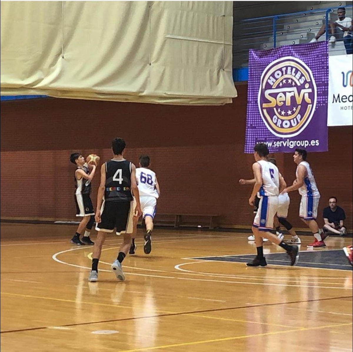 C.B. LA VILA 73-44 CADETE MASCULINO AZUL