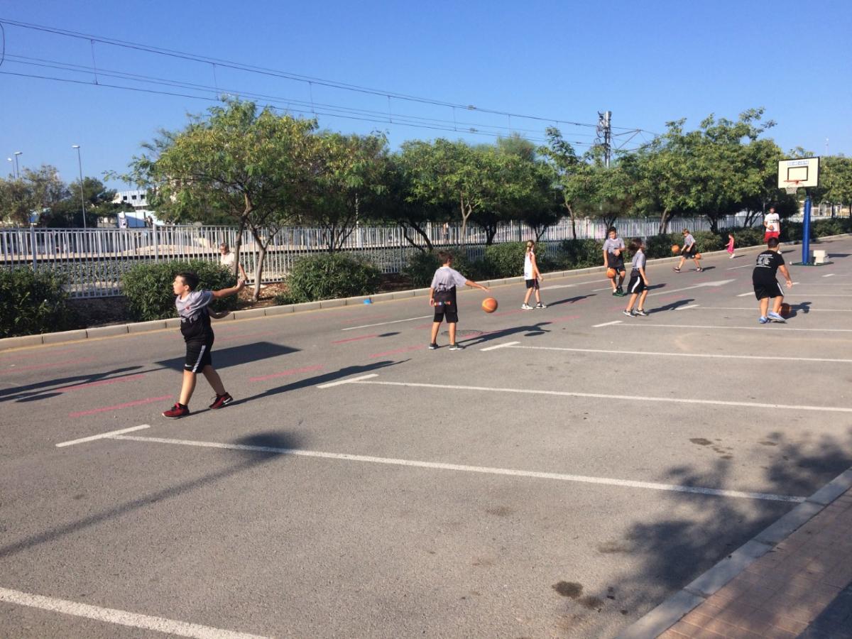 El Club Balonceto Benidorm participa en las actividades deportivas de la Semana Europea de Movilidad