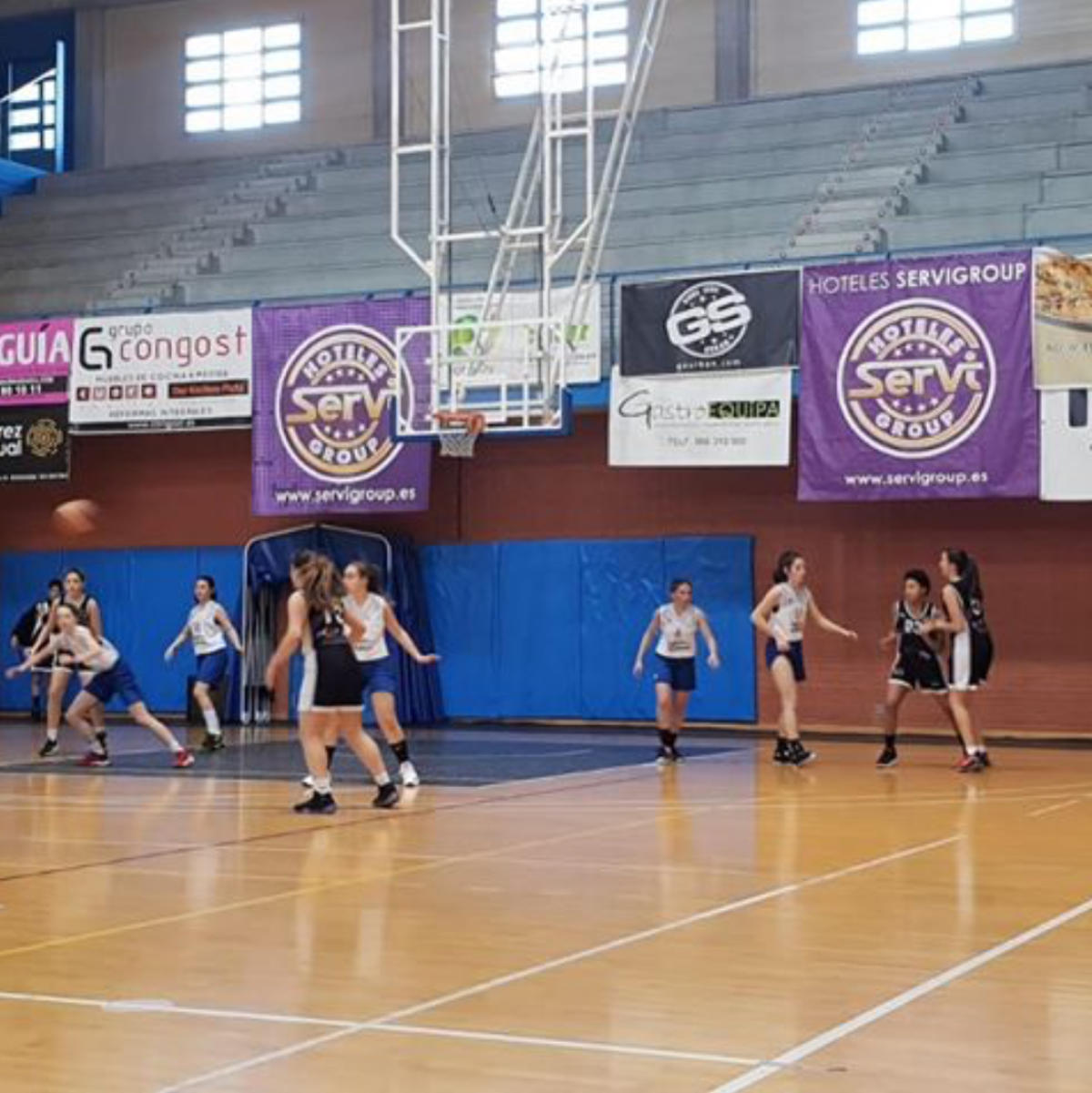 SERVIGROUP CADETE FEMENINO 43-45 C.B. BANYERES