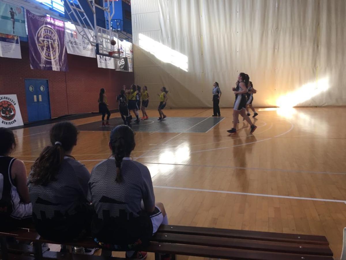 INFANTIL FEMENINO NEGRO 47 – 41 CB TERRALFAS GROC