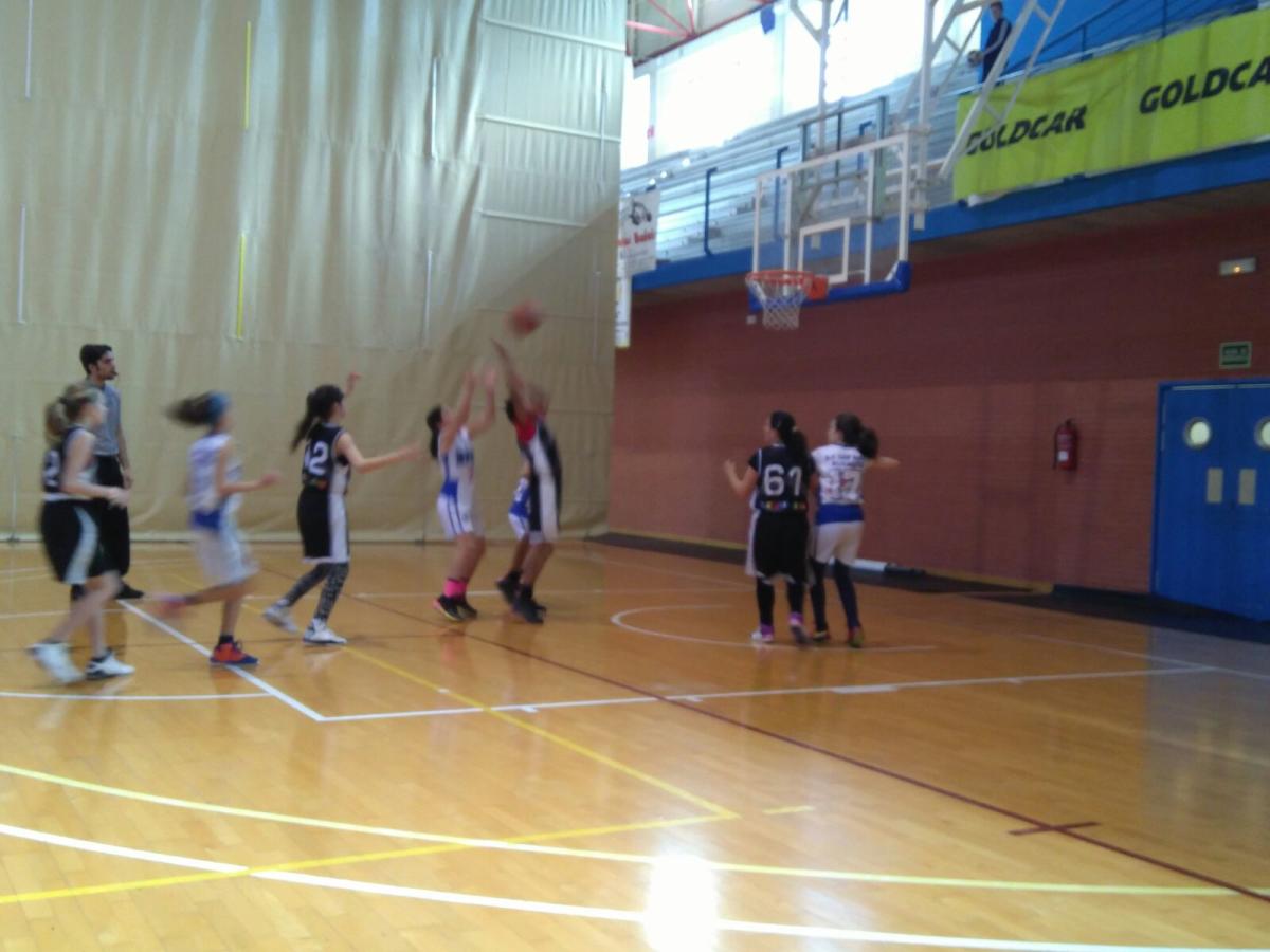 ALEVÍN FEMENINO 35 – 44 SAN BLAS B