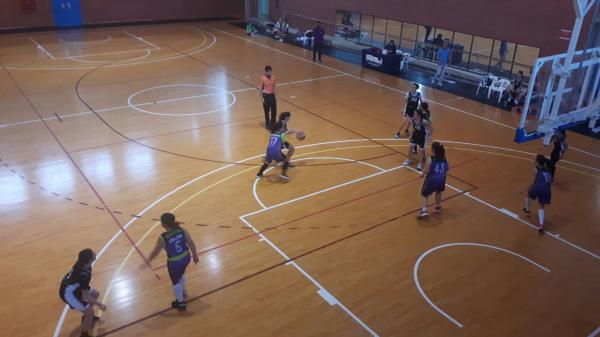 INFANTIL FEMENINO BLANCO 44 - 17 CB TEIXERETA AMARILLO 