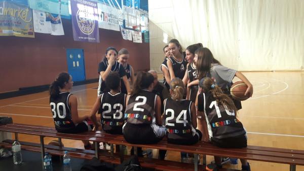 INFANTIL FEMENINO -   CB BENIDORM BLANCO   35    -     CB LA VILA     53