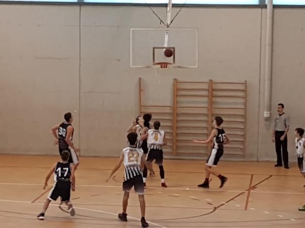 ELCHE BASKET CLUB 32 - 75 SERVIGROUP JUNIOR BLANCO