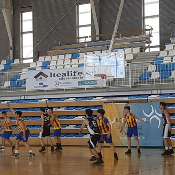 BÀSQUET ALTEA 45-68 CADETE MASCULINO BLANCO