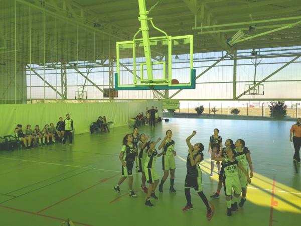 EEMM PEDREGUER 39 – 51 INFANTIL FEMENINO NEGRO