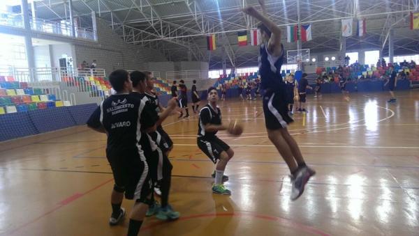 JUNIOR MASCULINO