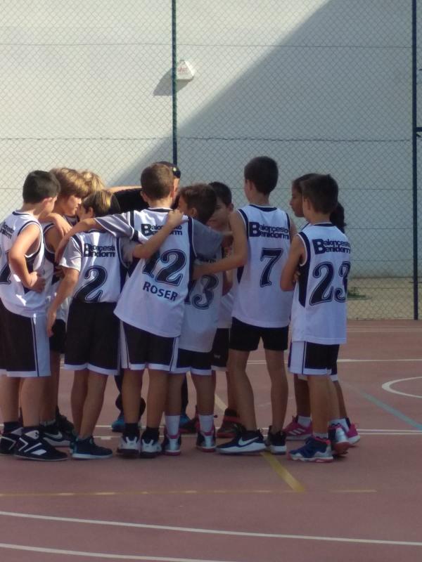 SERVIGROUP BENJAMÍN 44-38 C.B. TERRALFÀS