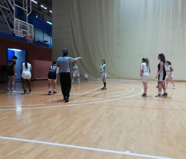 RESTAURANTE AITONA CADETE FEMENINO 49-8 C.B. ORIBASKET