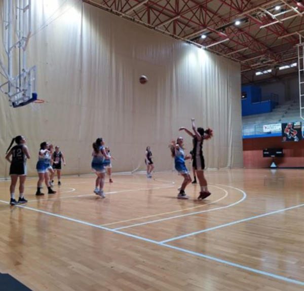 RESTAURANTE AITONA CADETE FEMENINO 59-57 CB SAN BLAS