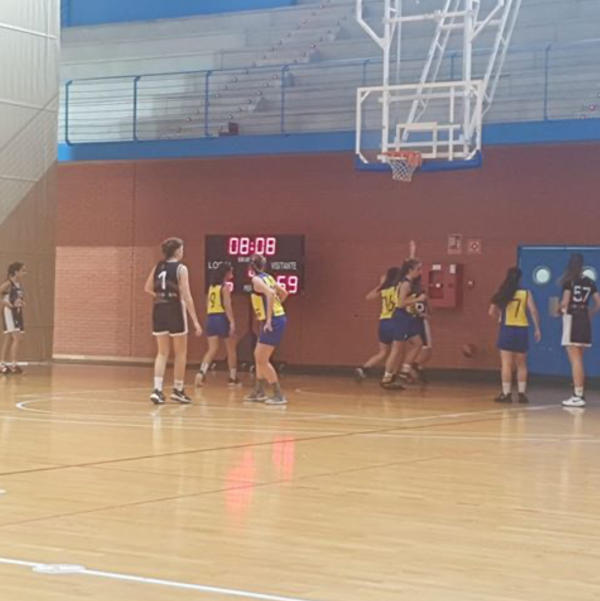 SERVIGROUP JUNIOR FEMENINO 31-73 DENIA BC