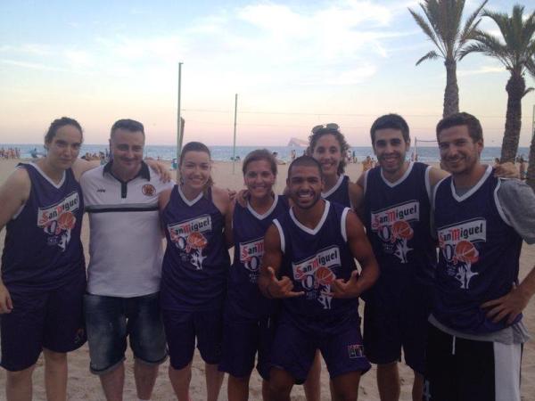 EL CLUB BALONCESTO BENIDORM PRESENTE EN LA MARCHA SAN MIGUEL 0.0