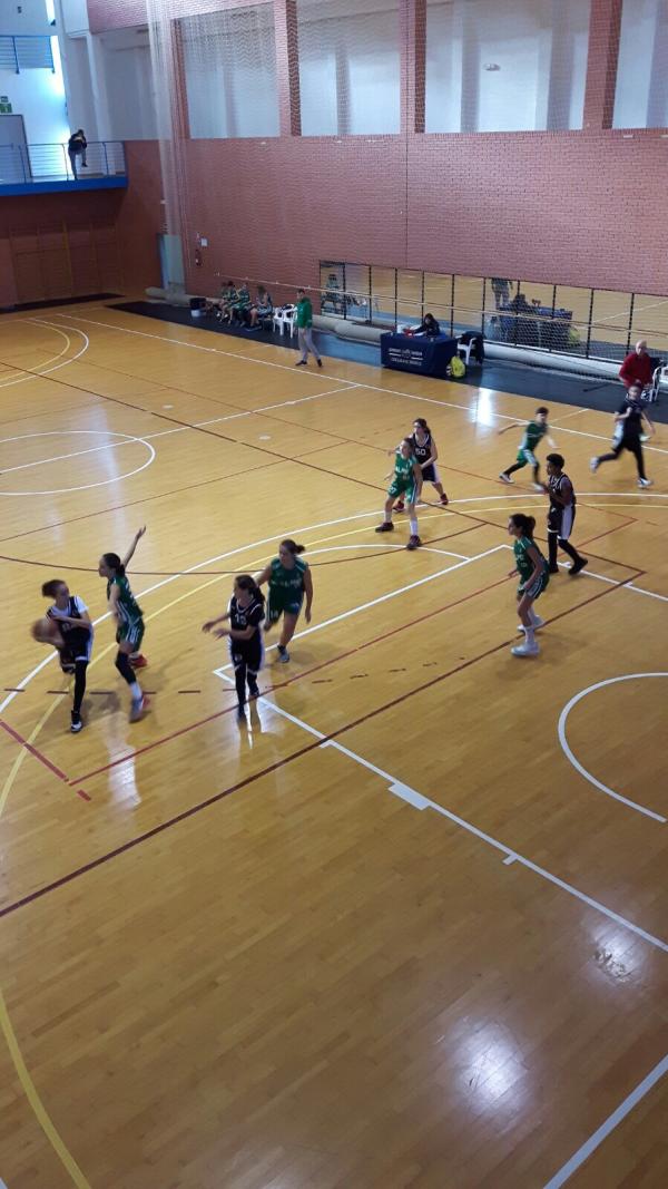 INFANTIL FEMENINO BLANCO 80 - 58 CB IFACH CALPE 