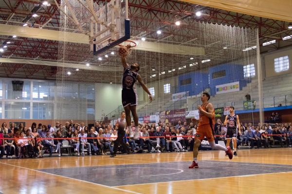 SERVIGROUP BENIDORM  85 - 84 VALENCIA BASQUET 